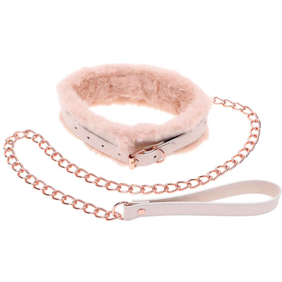 FUR COLLAR AND LEASH